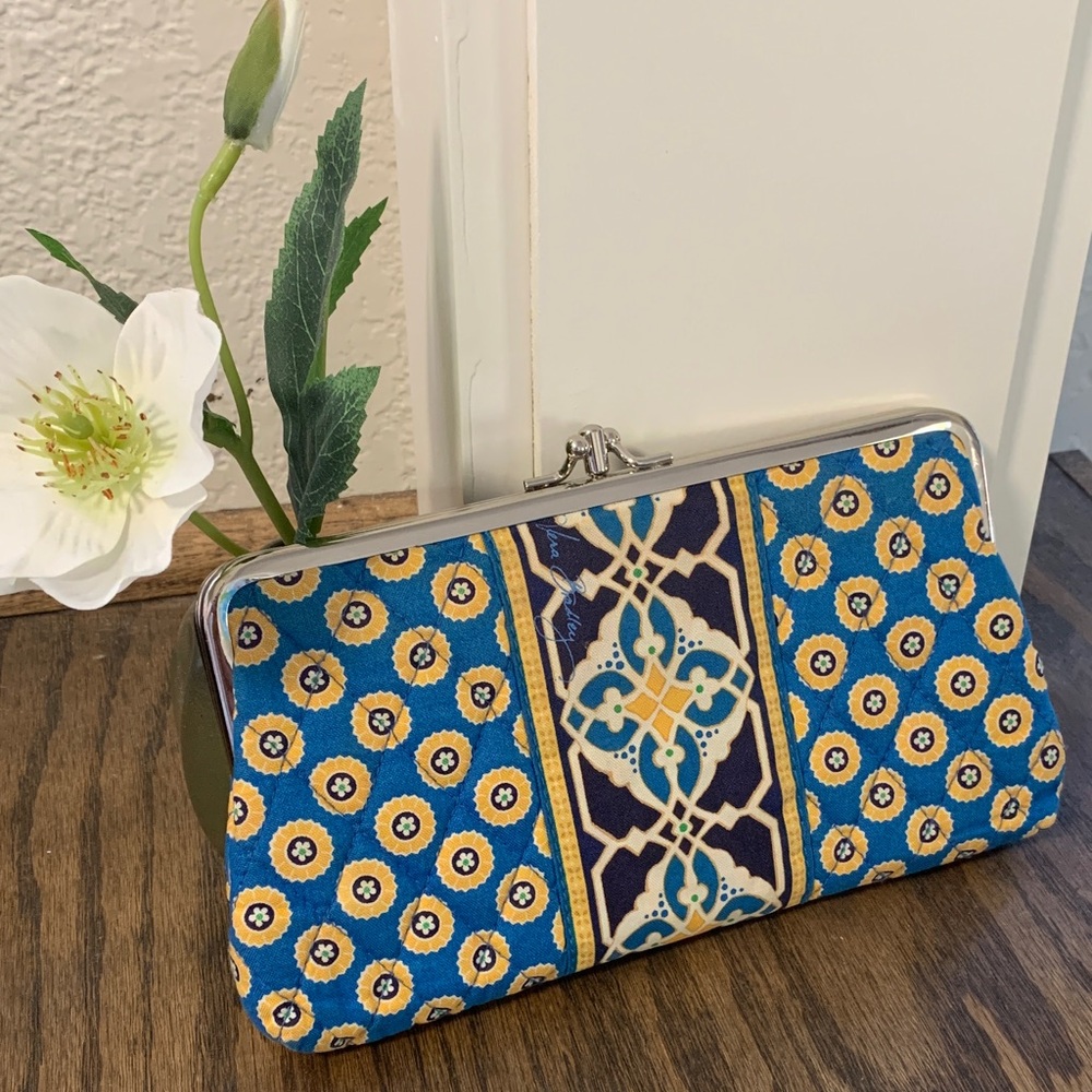 Vera Bradley wallet